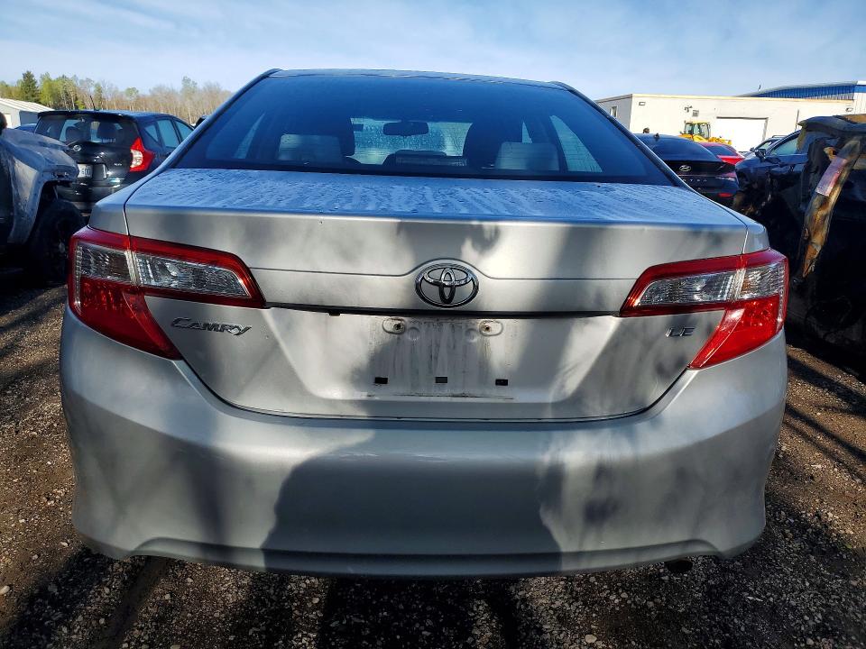 2014 Toyota Camry მანქანა იყიდება აუქციონზე, vin: 4T1BF1FK0EU756817, აუქციონის ნომერი: 52327176