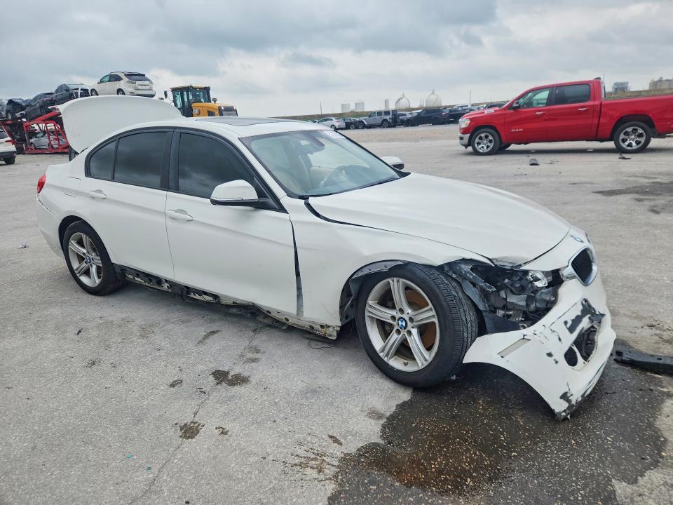 Продажа на аукционе авто 2015 Bmw 328, vin: WBA3A5G59FNS85301, номер лота: 52378236