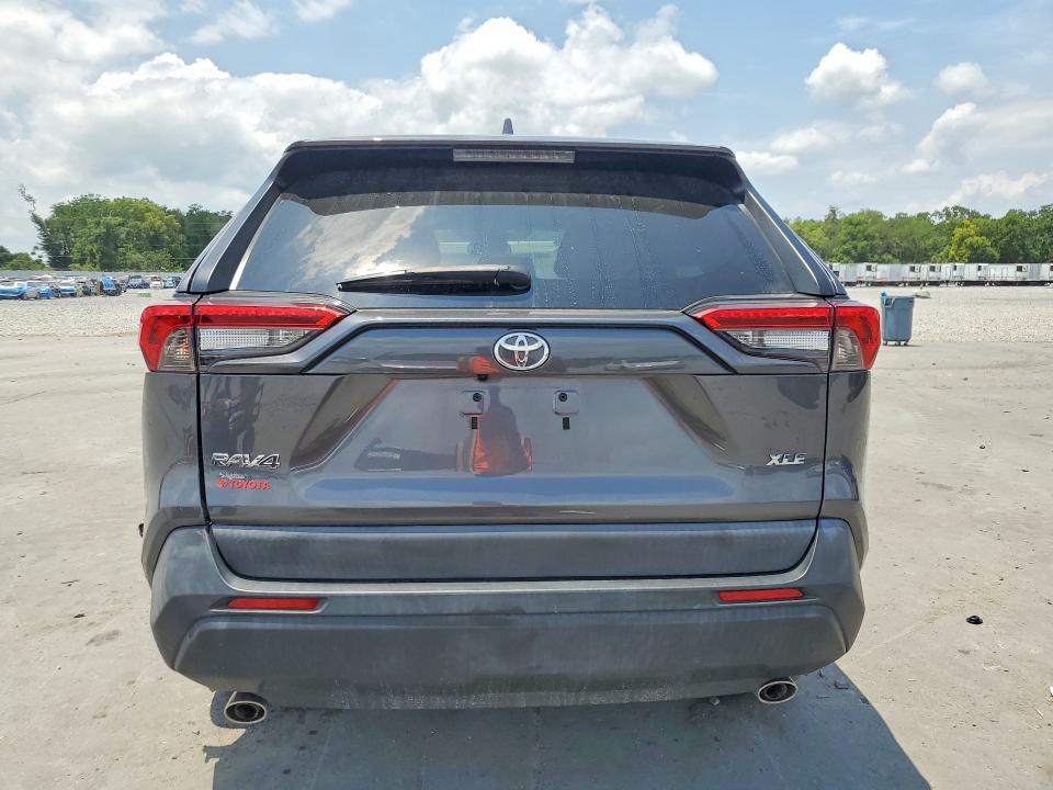53011606 :رقم المزاد ، 2T3W1RFV4NC206926 vin ، 2022 Toyota Rav4 مزاد بيع