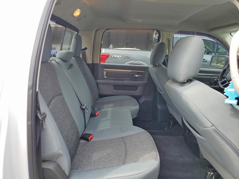 55183016 :رقم المزاد ، 1C6RR7LT2JS111125 vin ، 2018 Ram 1500 Big Horn Crew C مزاد بيع