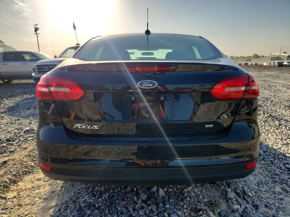 Продажа на аукционе авто 2017 Ford Focus, vin: 1FADP3F24HL327038, номер лота: 53548256