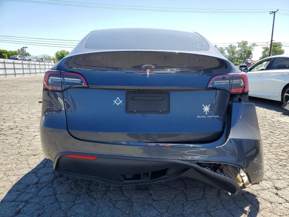 53012336 :رقم المزاد ، 7SAYGAEE3PF588595 vin ، 2023 Tesla Model Y مزاد بيع