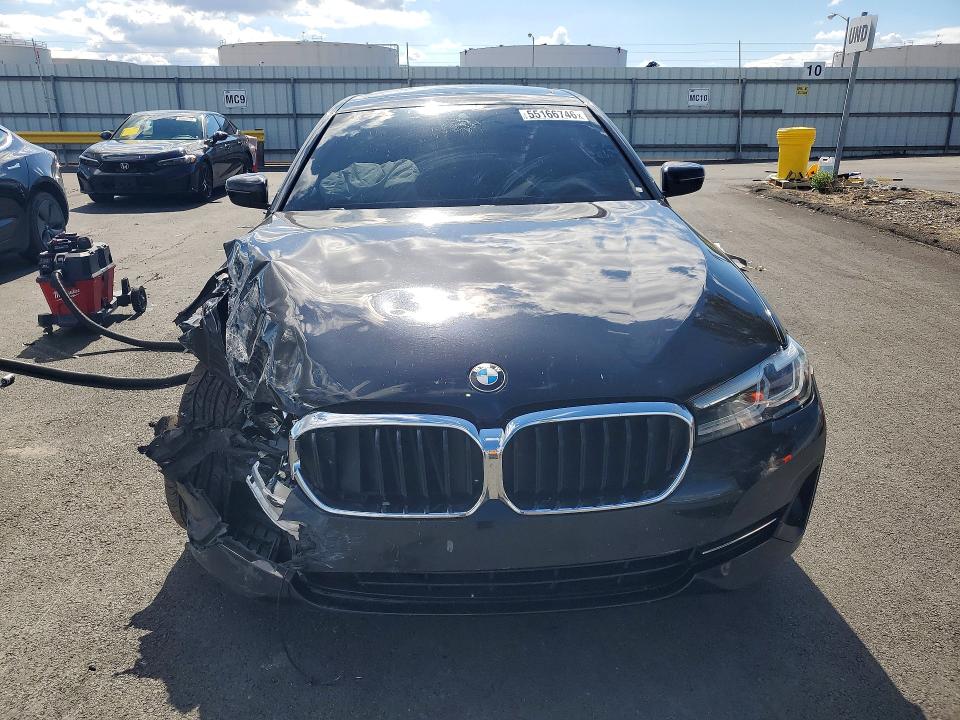 55166746 :رقم المزاد ، WBA33AG01PCL69696 vin ، 2023 Bmw 530xe مزاد بيع