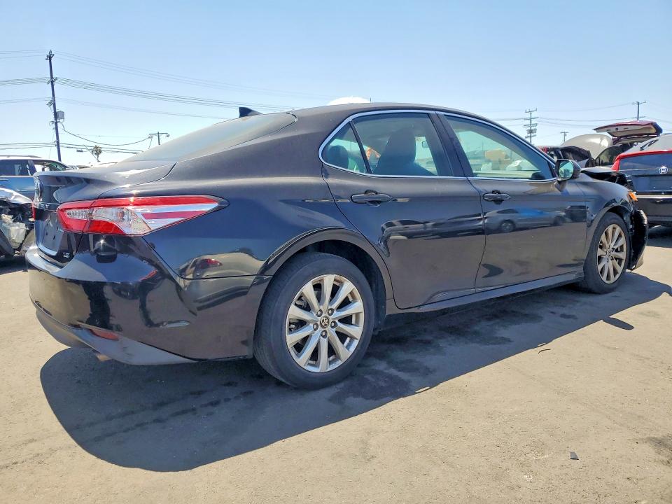 2020 Toyota Camry მანქანა იყიდება აუქციონზე, vin: 4T1C11AK8LU363297, აუქციონის ნომერი: 53935416