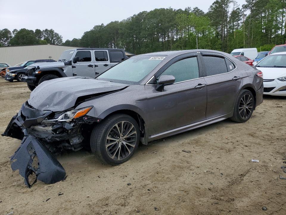 52681426 :رقم المزاد ، 4T1G11AK5LU954849 vin ، 2020 Toyota Camry مزاد بيع
