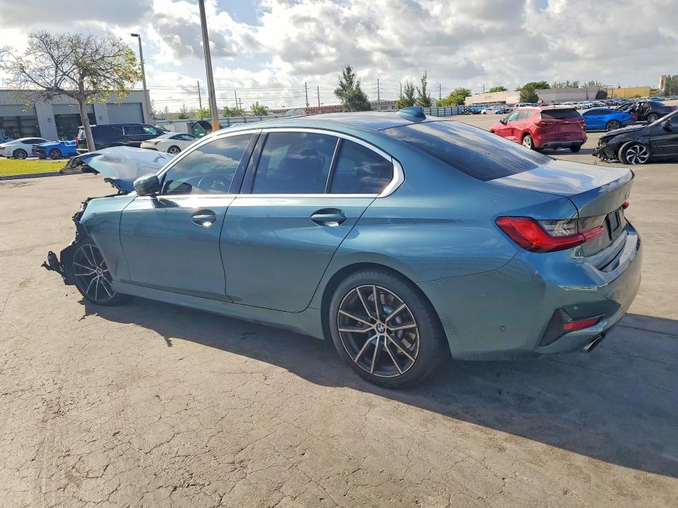 52540596 :رقم المزاد ، 3MW5R1J04L8B35473 vin ، 2020 Bmw 330i مزاد بيع