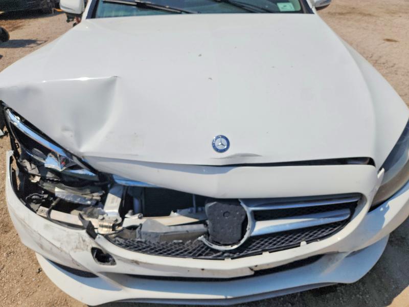 53164306 :رقم المزاد ، 55SWF4KB3FU025403 vin ، 2015 Mercedes-benz C مزاد بيع