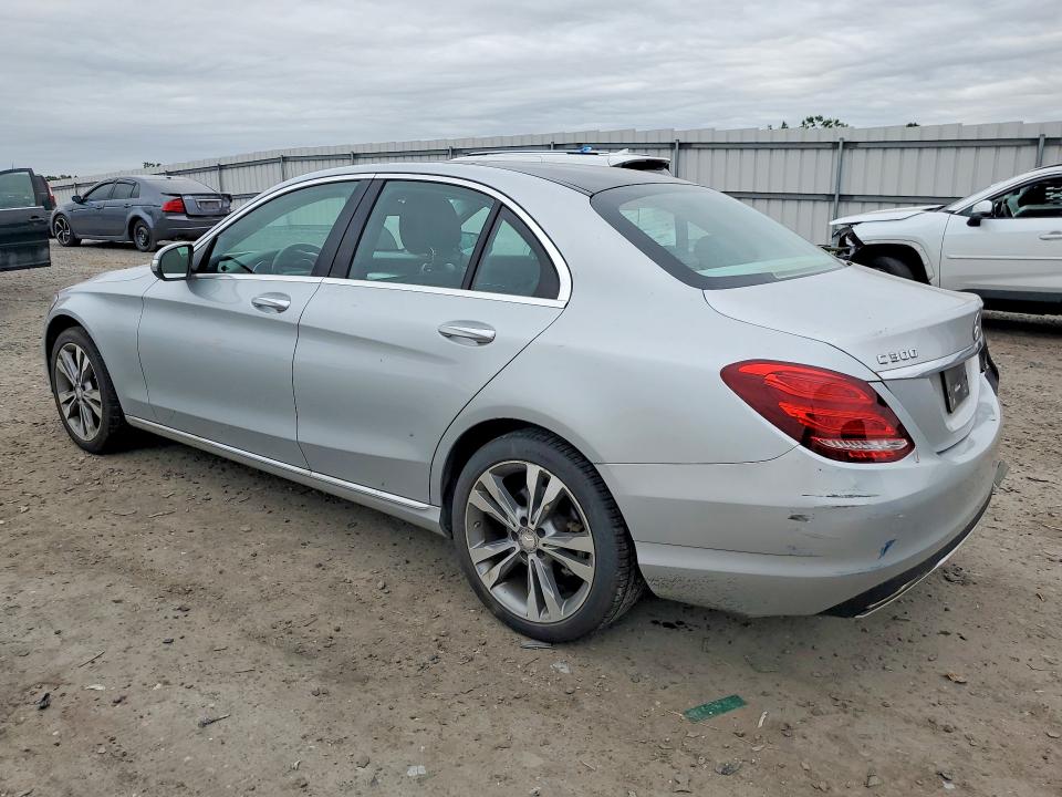 54307866 :رقم المزاد ، 55SWF4KB1FU065141 vin ، 2015 Mercedes-benz C مزاد بيع