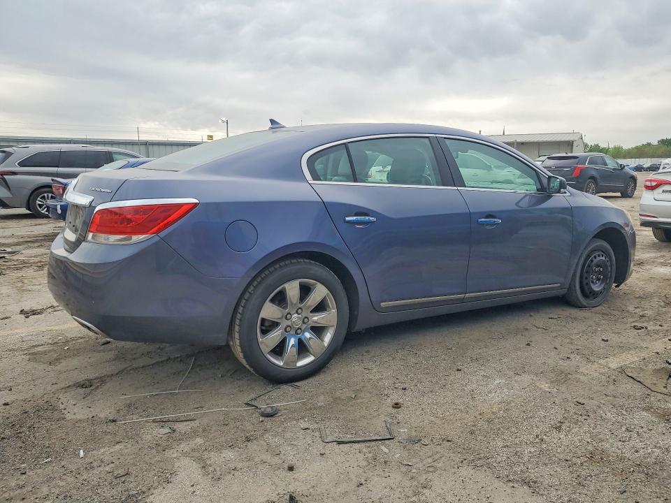 2013 Buick Lacrosse მანქანა იყიდება აუქციონზე, vin: 1G4GC5E33DF318067, აუქციონის ნომერი: 52364666