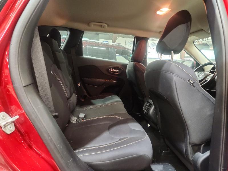 52891446 :رقم المزاد ، 1C4PJMCB3FW697315 vin ، 2015 Jeep Cherokee مزاد بيع