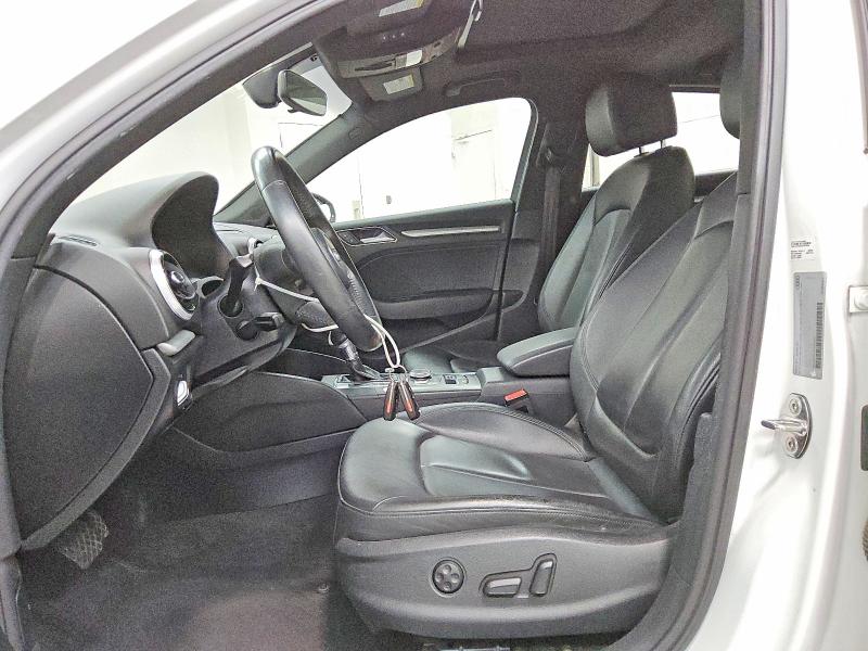 54147626 :رقم المزاد ، WAUBEGFF3KA080936 vin ، 2019 Audi A3 مزاد بيع