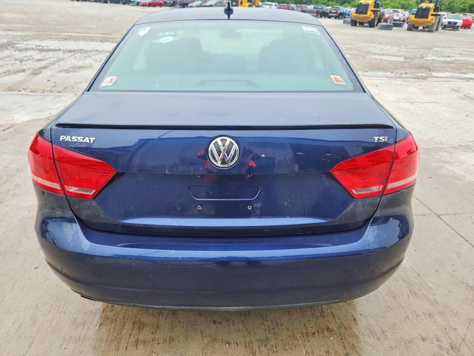 52191626 :رقم المزاد ، 1VWAT7A3XFC053483 vin ، 2015 Volkswagen Passat مزاد بيع