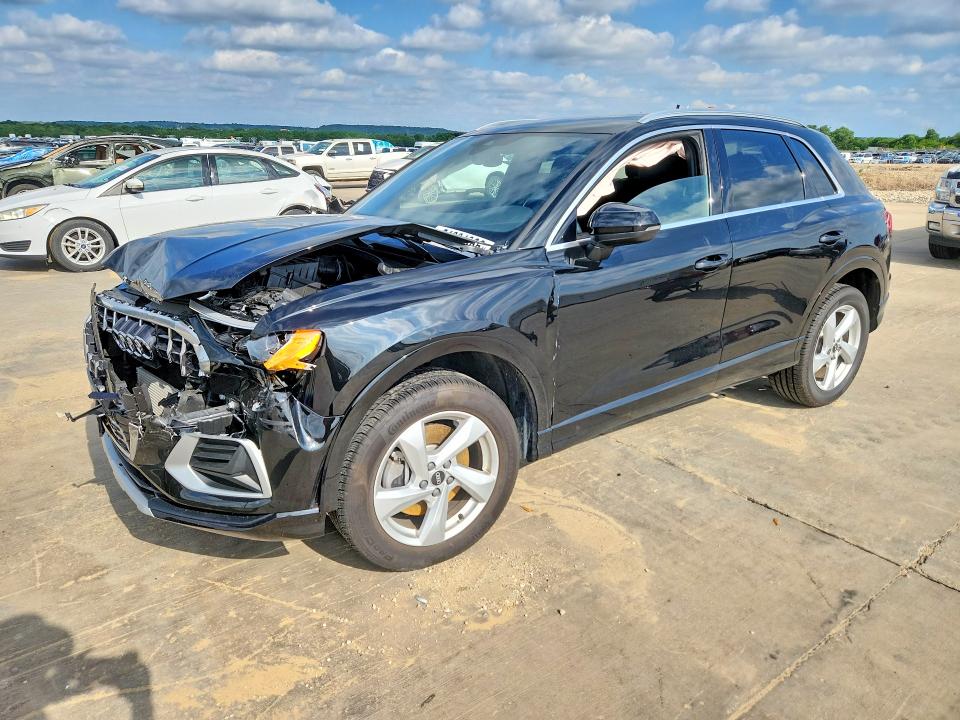 54284366 :رقم المزاد ، WA1AUCF3XN1031246 vin ، 2022 Audi Q3 مزاد بيع