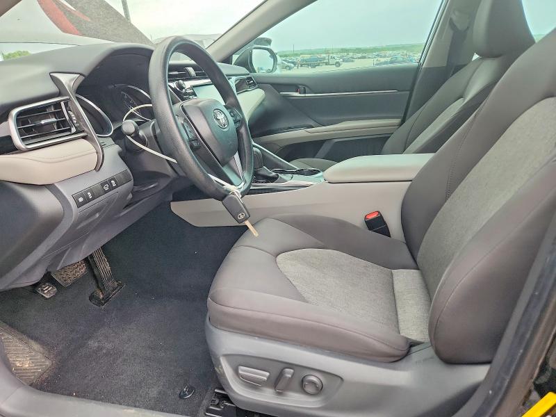 54061426 :رقم المزاد ، 4T1B11HK5KU721097 vin ، 2019 Toyota Camry مزاد بيع