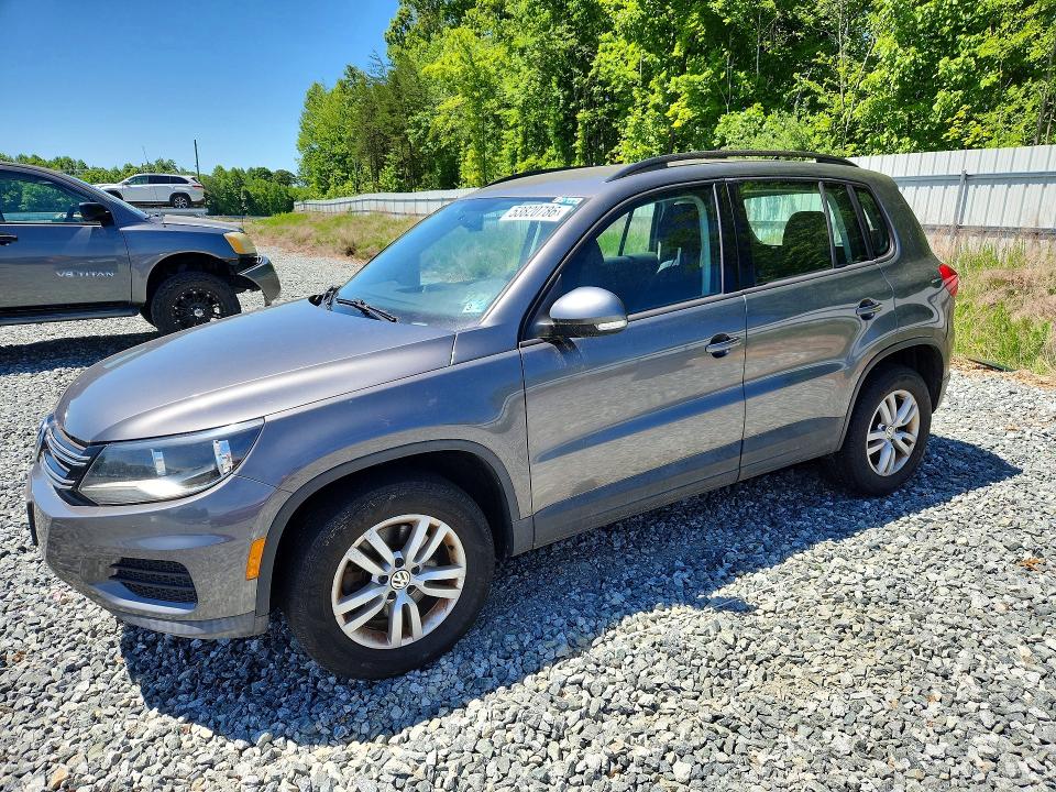 53820786 :رقم المزاد ، WVGAV7AX0FW521294 vin ، 2015 Volkswagen Tiguan مزاد بيع