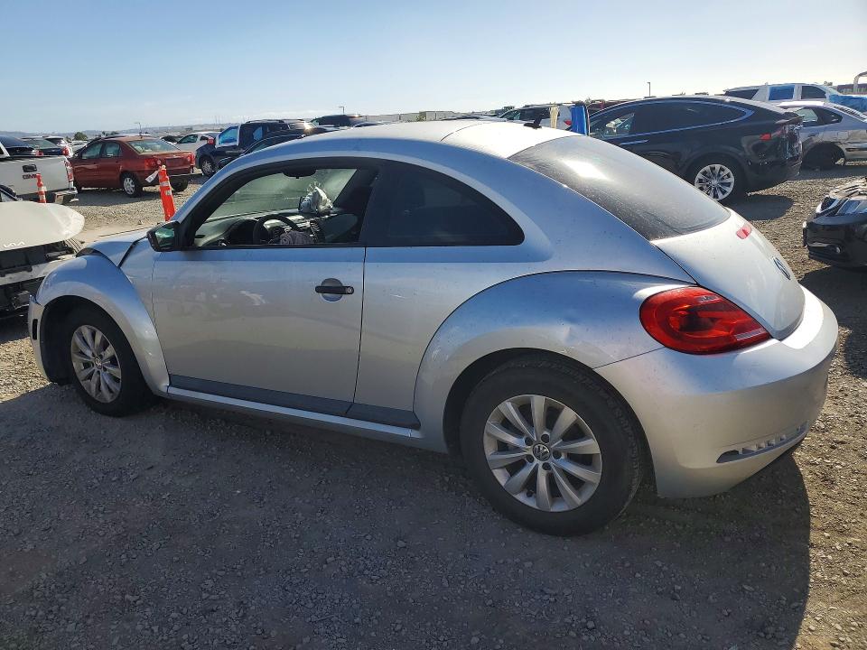 2014 Volkswagen Beetle მანქანა იყიდება აუქციონზე, vin: 3VWFP7AT6EM621381, აუქციონის ნომერი: 55116616