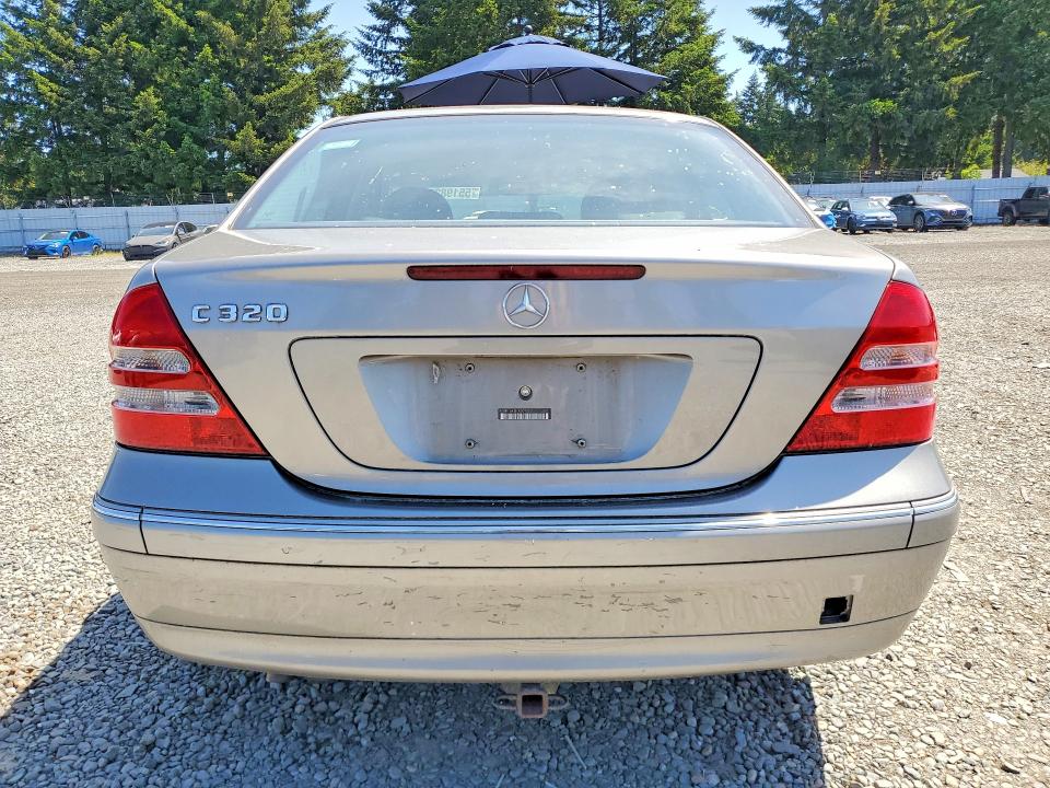 55198386 :رقم المزاد ، WDBRF64J54F509952 vin ، 2004 Mercedes-benz C مزاد بيع