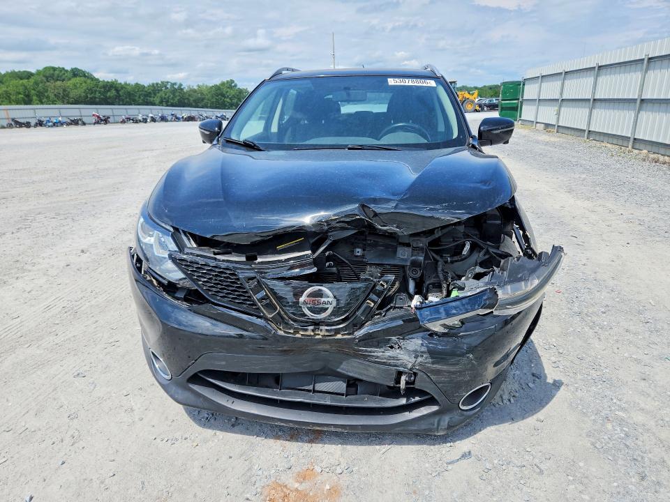 53078806 :رقم المزاد ، JN1BJ1CP8JW160455 vin ، 2018 Nissan Rogue Sport مزاد بيع