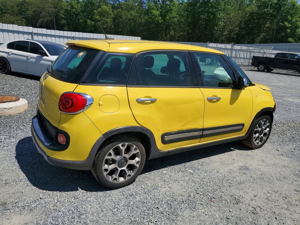 2014 Fiat 500l მანქანა იყიდება აუქციონზე, vin: ZFBCFADH6EZ023693, აუქციონის ნომერი: 52546226