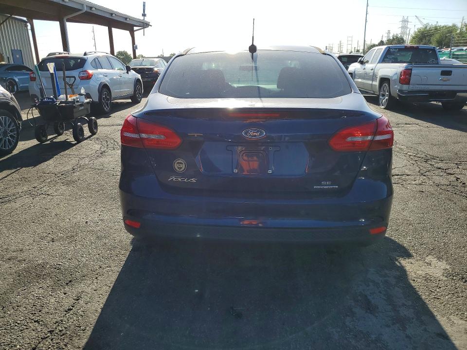 53697376 :رقم المزاد ، 1FADP3F26GL387529 vin ، 2016 Ford Focus مزاد بيع