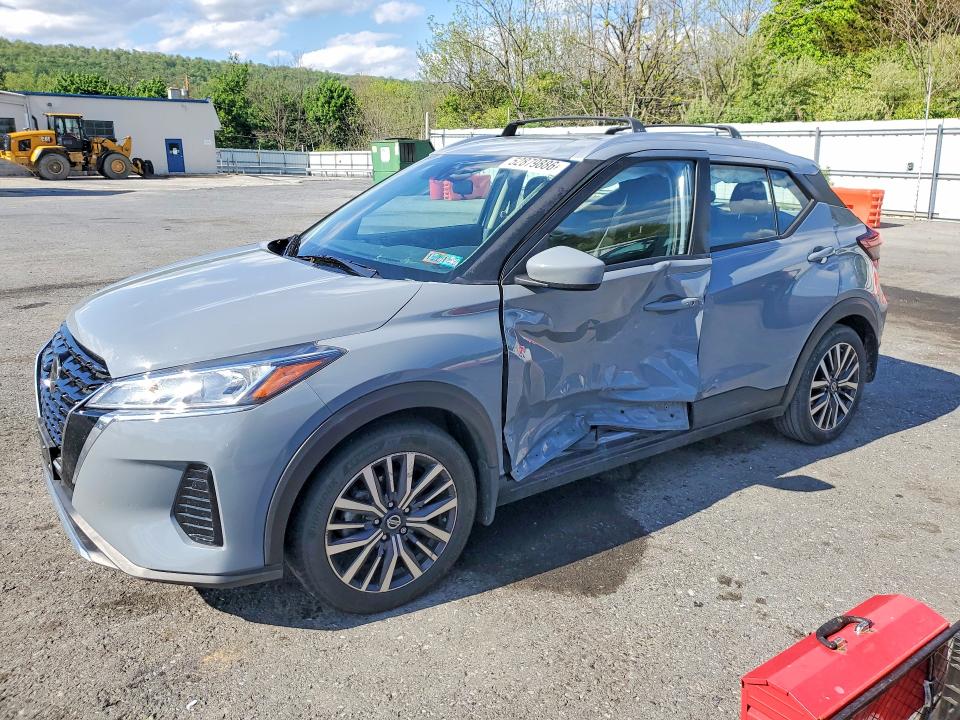 52879886 :رقم المزاد ، 3N1CP5CV1ML556178 vin ، 2021 Nissan Kicks مزاد بيع