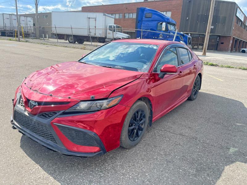 2022 Toyota Camry მანქანა იყიდება აუქციონზე, vin: 4T1G11AK9NU040137, აუქციონის ნომერი: 54863526