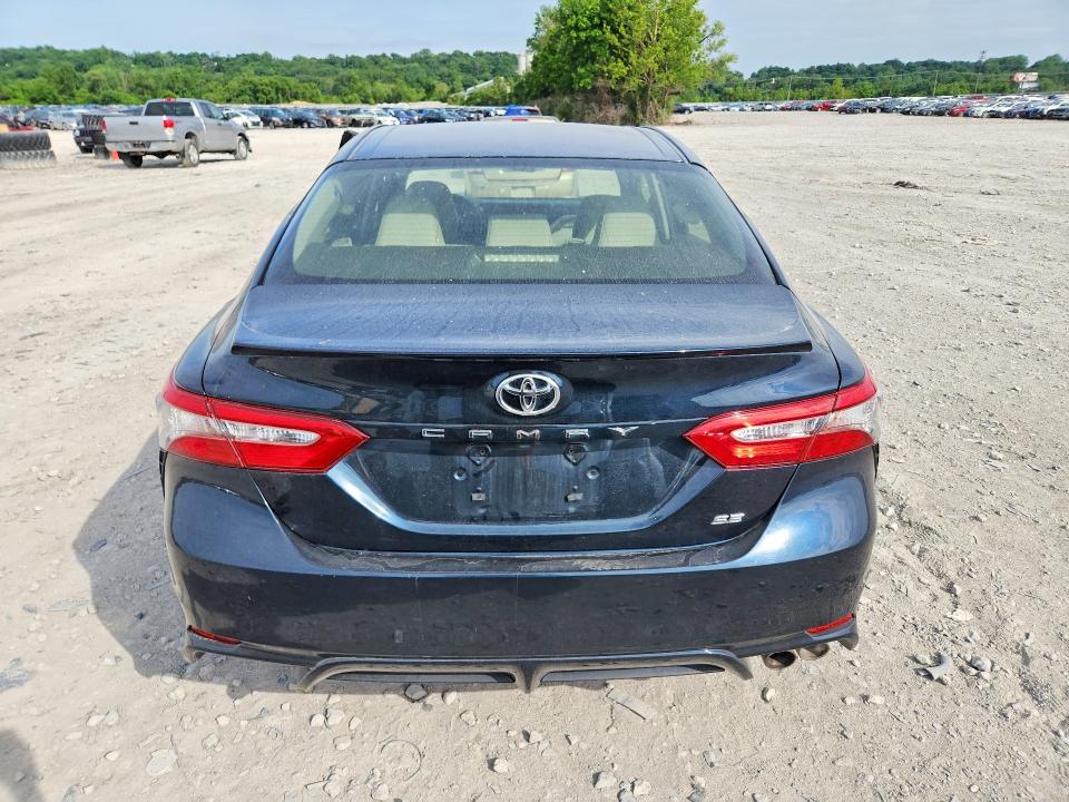 2018 Toyota Camry მანქანა იყიდება აუქციონზე, vin: JTNB11HK7J3014636, აუქციონის ნომერი: 54905766