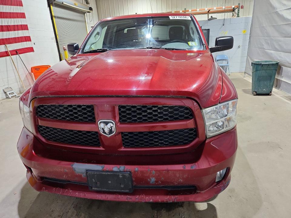 52718596 :رقم المزاد ، 1C6RR7FT4DS573606 vin ، 2013 Ram 1500 مزاد بيع