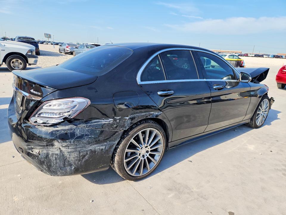 Продажа на аукционе авто 2015 Mercedes-benz C, vin: 55SWF4KB7FU081084, номер лота: 53702996