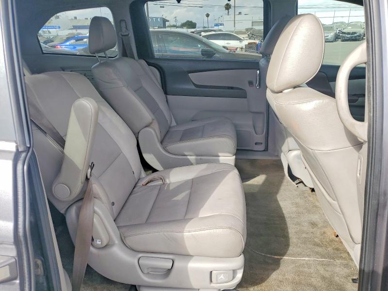 55212856 :رقم المزاد ، 5FNRL5H67EB022364 vin ، 2014 Honda Odyssey مزاد بيع