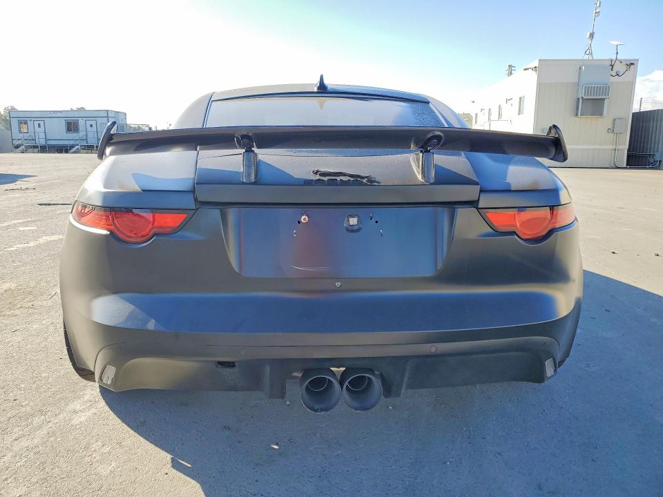 52390106 :رقم المزاد ، SAJDD1EV8JCK54458 vin ، 2018 Jaguar F-type مزاد بيع