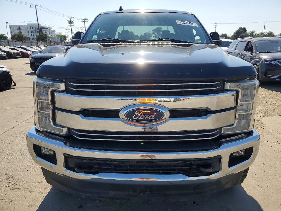 Продажа на аукционе авто 2019 Ford F350, vin: 1FT8W3BT3KEE15085, номер лота: 54690796