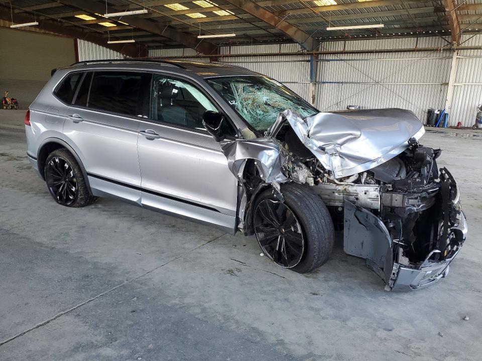 2021 Volkswagen Tiguan მანქანა იყიდება აუქციონზე, vin: 3VV3B7AX8MM101545, აუქციონის ნომერი: 54893066