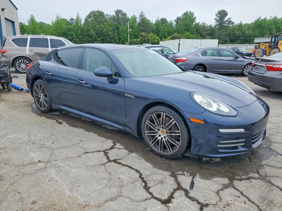 52200046 :رقم المزاد ، WP0AA2A72FL006737 vin ، 2015 Porsche Panamera مزاد بيع