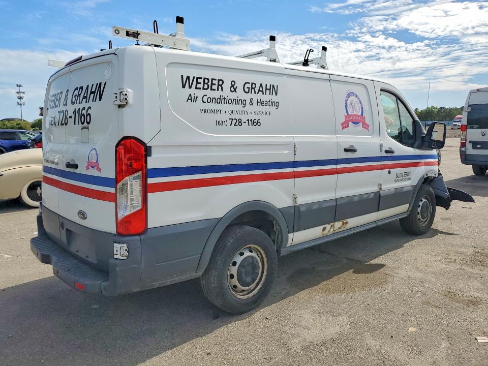 60950726 :رقم المزاد ، 1FTYR1ZM6GKA42952 vin ، 2016 Ford Transit مزاد بيع