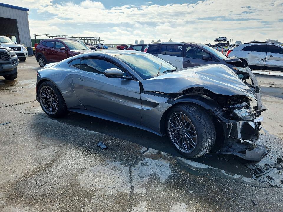 52537246 :رقم المزاد ، SCFSMGAWXLGN03248 vin ، 2020 Aston Martin Vantage مزاد بيع