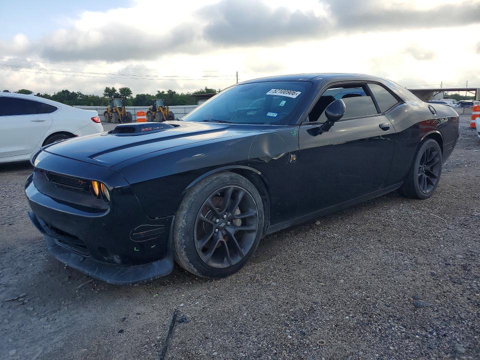 2020 Dodge Challenger მანქანა იყიდება აუქციონზე, vin: 2C3CDZFJ2LH104158, აუქციონის ნომერი: 52100906