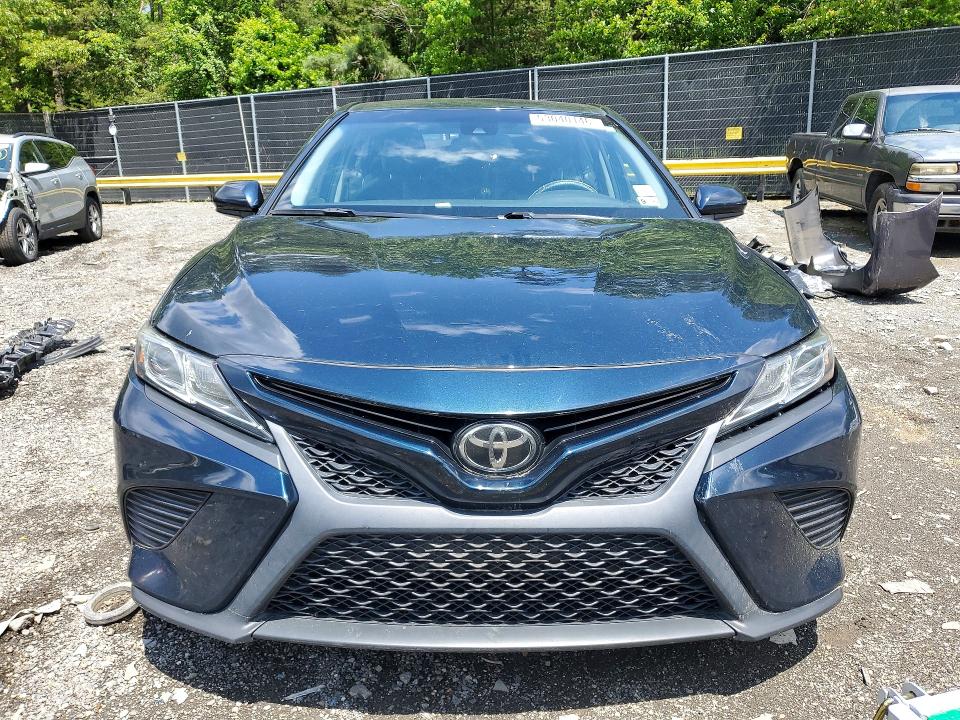 Продажа на аукционе авто 2018 Toyota Camry, vin: 4T1B11HK6JU598456, номер лота: 53040146