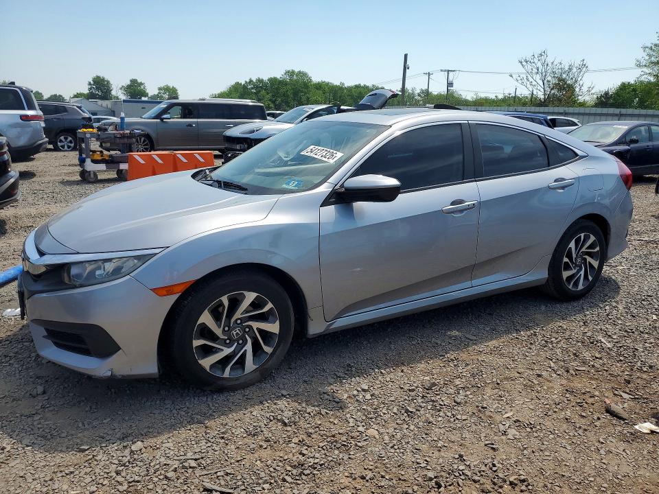 2018 Honda Civic მანქანა იყიდება აუქციონზე, vin: 2HGFC2F77JH580573, აუქციონის ნომერი: 54127326