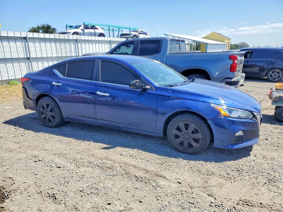 53086476 :رقم المزاد ، 1N4BL4BV3KC222281 vin ، 2019 Nissan Altima مزاد بيع