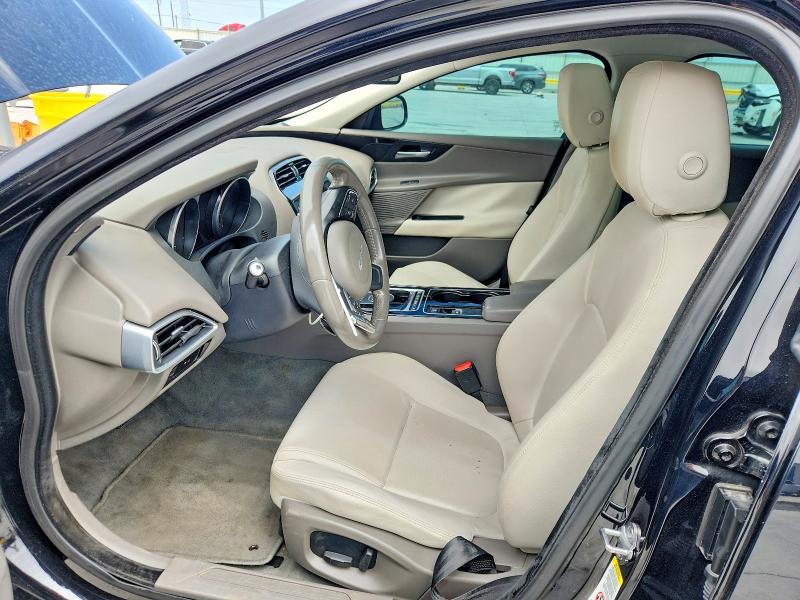 2017 Jaguar Xe მანქანა იყიდება აუქციონზე, vin: SAJAR4BG3HA973571, აუქციონის ნომერი: 52837836