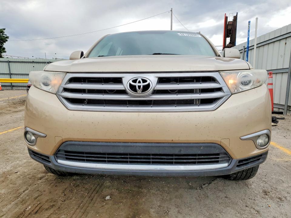 Продажа на аукционе авто 2012 Toyota Highlander, vin: 5TDDK3EH2CS095903, номер лота: 52135096
