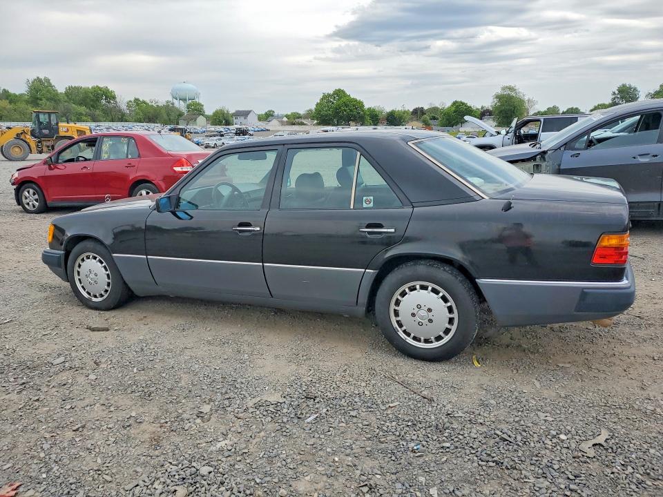 Продаж на аукціоні авто 1990 Mercedes-benz 300, vin: WDBEA26D8LB223693, номер лоту: 53633266