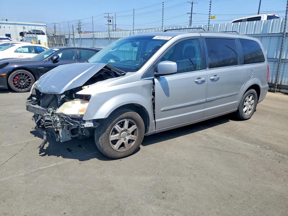 Auction sale of the 2013 Chrysler Town & Country, vin: 2C4RC1BG8DR630052, lot number: 53467876