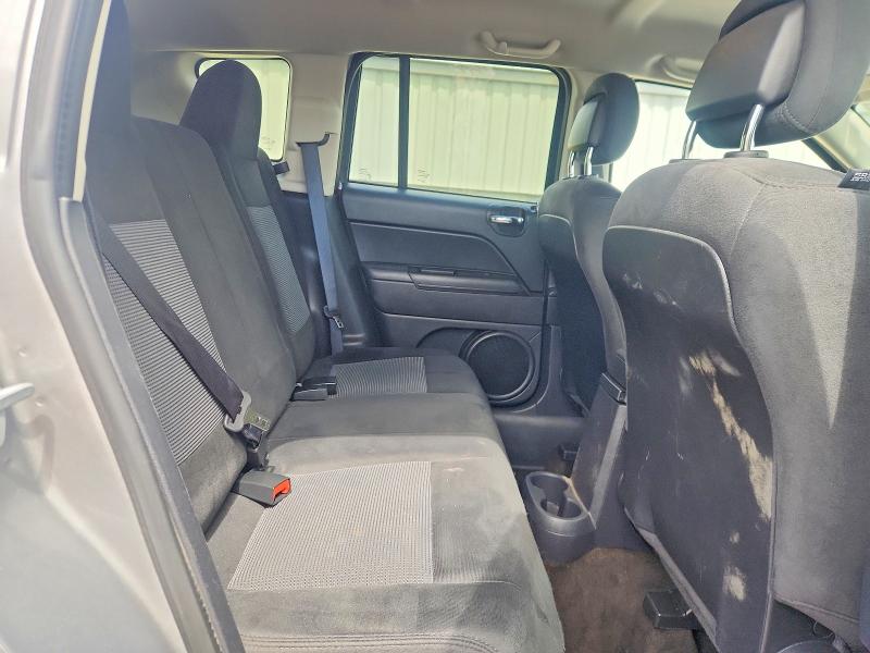 53168806 :رقم المزاد ، 1C4NJDBB2GD571694 vin ، 2016 Jeep Compass مزاد بيع