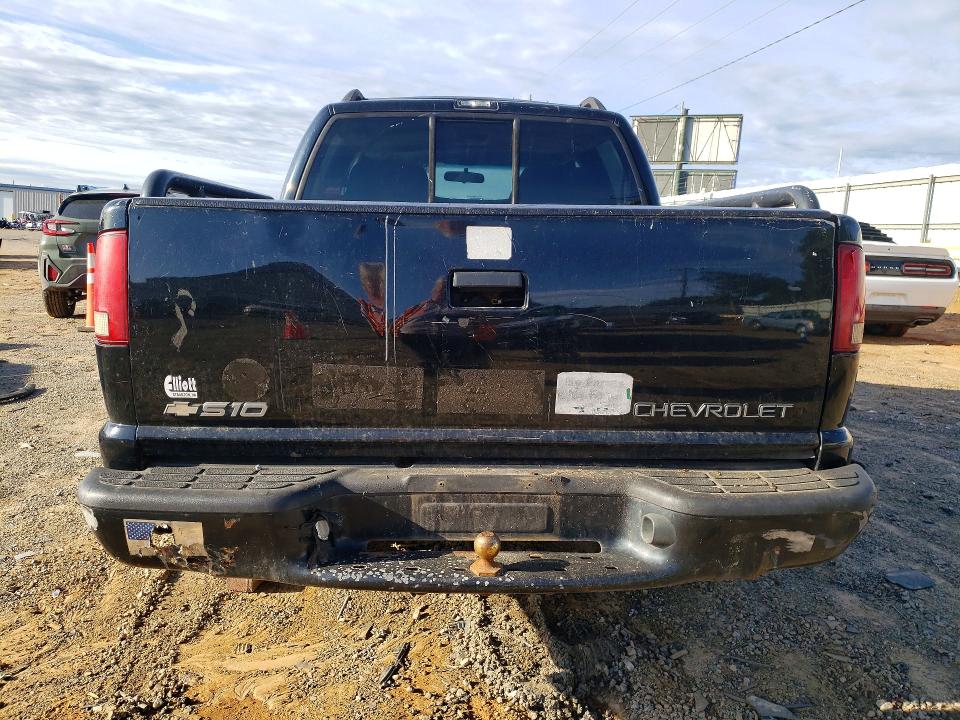 52001936 :رقم المزاد ، 1GCDT13XX3K124681 vin ، 2003 Chevrolet S10 مزاد بيع