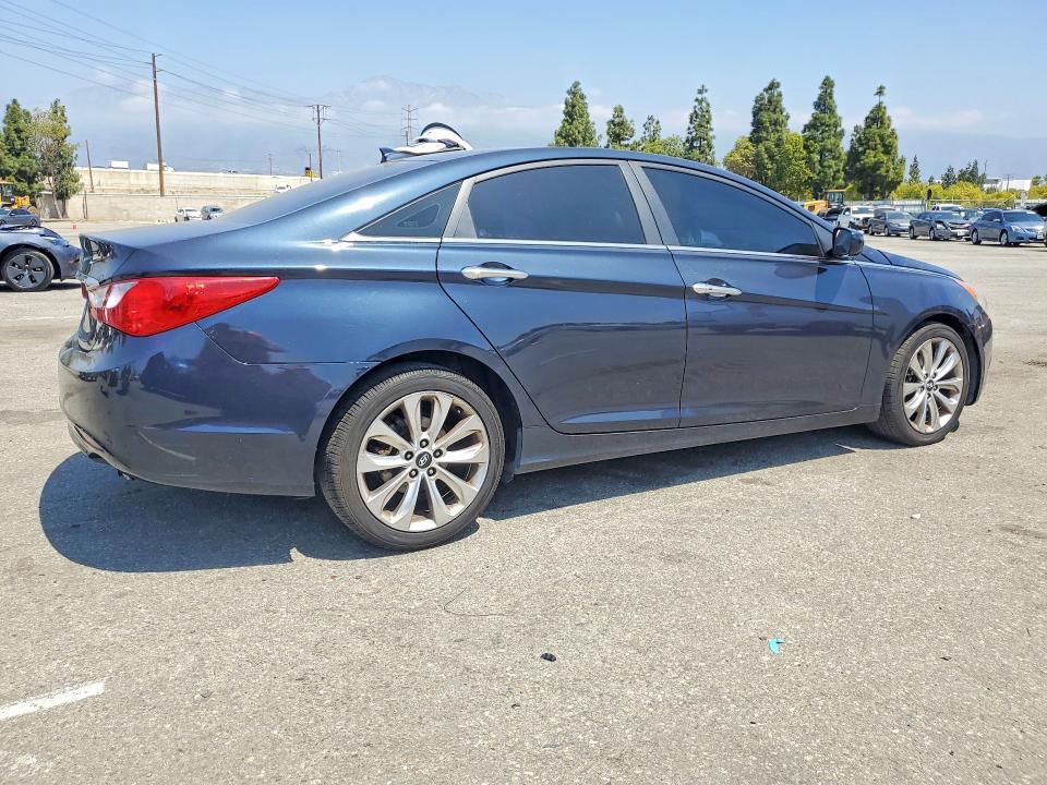 53588946 :رقم المزاد ، 5NPEC4ACXDH741276 vin ، 2013 Hyundai Sonata مزاد بيع