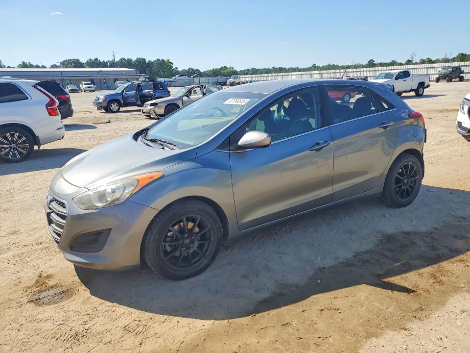 Auction sale of the 2017 Hyundai Elantra Gt, vin: KMHD35LHXHU358018, lot number: 52760846