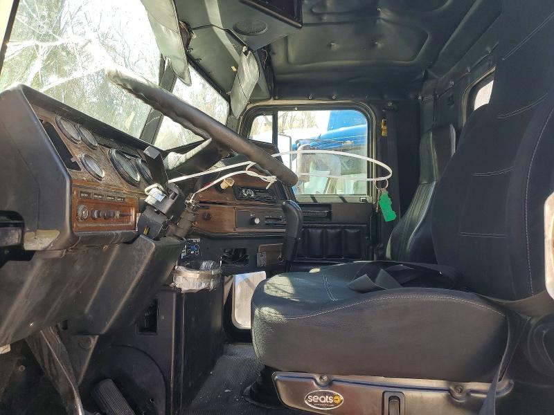Продаж на аукціоні авто 1995 Freightliner Fld120, vin: 1FUYFCXB5SH552794, номер лоту: 52056186