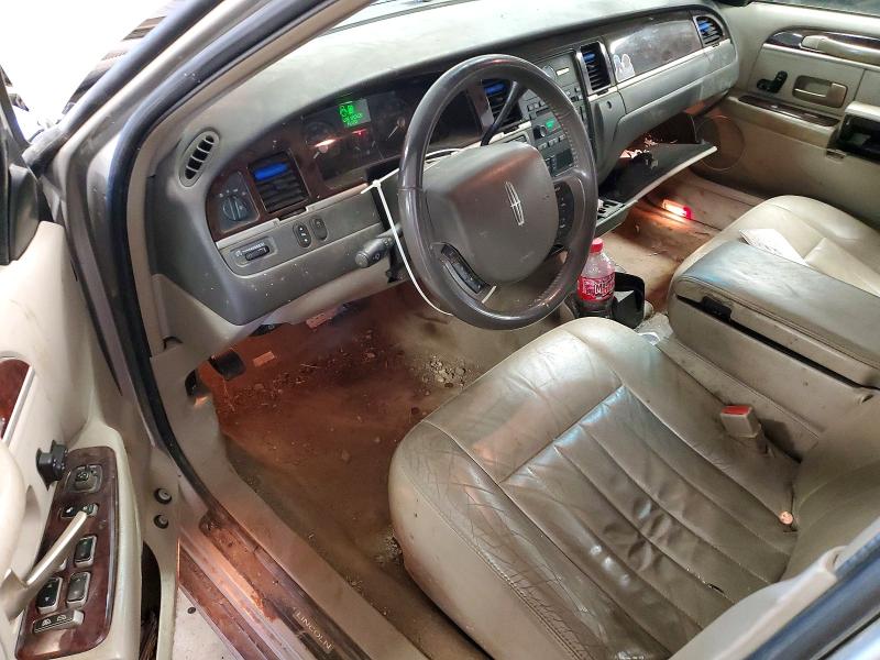 52330506 :رقم المزاد ، 1LNHM81V87Y638830 vin ، 2007 Lincoln Town Car مزاد بيع
